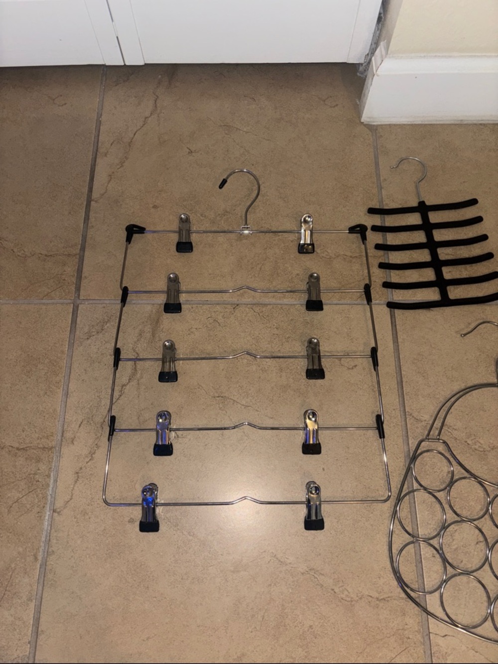 Hanger Bundle - Picture 5 of 6
